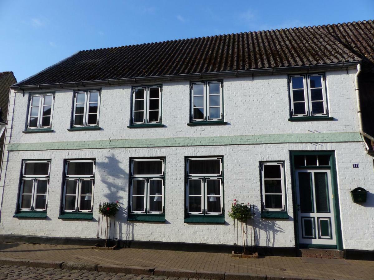 Alter Kraemerladen Von 1732 Friedrichstadt Exteriér fotografie